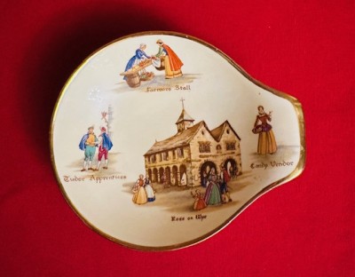 BOL/ FARFURIOARA ENGLEZEASCA- MARCAJ ROYAL WINTON- OLD ENGLISH MARKETS L13,5CM foto
