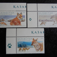 Serie timbre fauna animale vulpi nestampilate Kazahstan filatelice postale