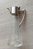Carafă Vieneză Art Nouveau din sticlă, montaj argint din 1900