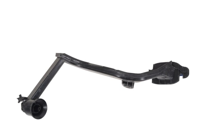 G&acirc;t de umplere rezervor lichid de parbriz MERCEDES-BENZ C W205 2017 OEM: A2058600164,A2058690400 24585272