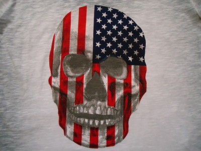 TRICOU BARBATI ALB PRESPALAT MANECA SCURTA CAP DE MORT STEAG AMERICA foto