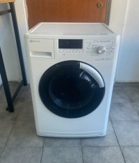 Masina de spalat rufe Bauknecht. Capacitate cuva 8 kg. foto