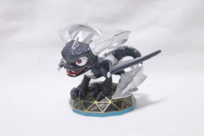 Figurina Skylanders Swap Force - Dark Mega Ram Spyro - Model 84665888 foto