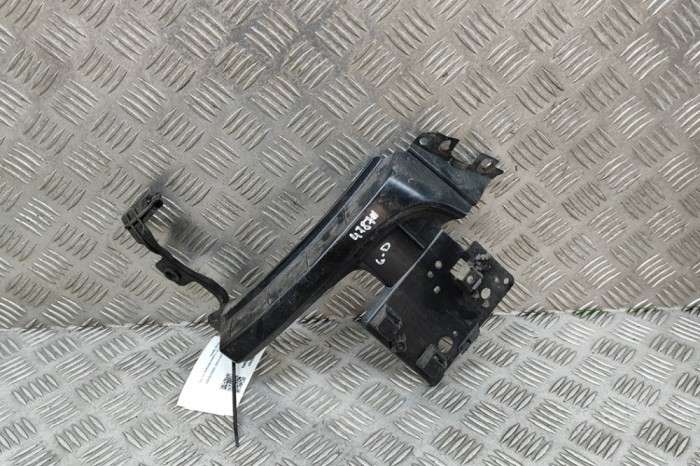 Suport bara de protecție dreapta spate LAND ROVER RANGE ROVER EVOQUE L538 2017 OEM: EJ32-17A150-AE,EJ32-17E800-AC | 28419916