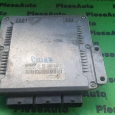 Calculator ecu Renault Laguna 2 (2002-2007) 0281010556