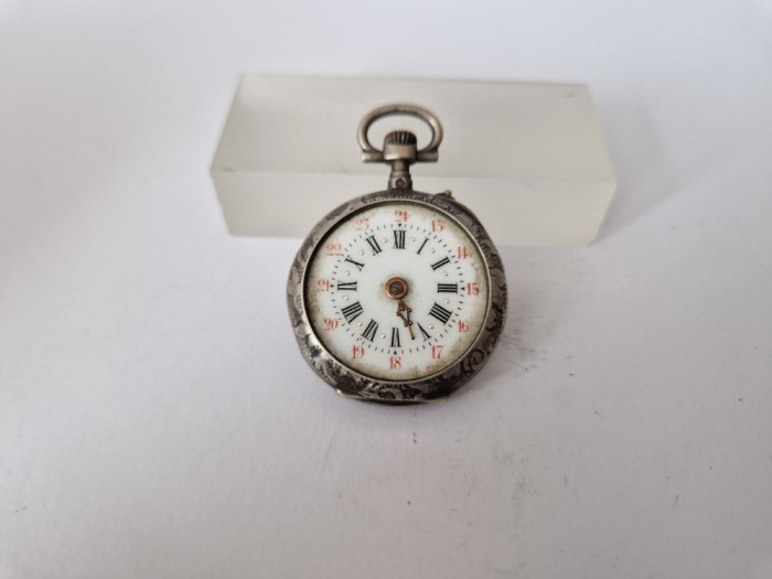 Ceas de Dame-de Buzunar - din Argint- Pinset -Cadran Alb cu Cifre Romane