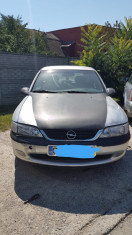 Opel Vectra 1,6 din 1996 foto