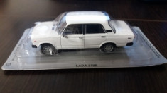 macheta lada 2105 deagostini masini de legenda polonia - scara 1/43, noua. foto