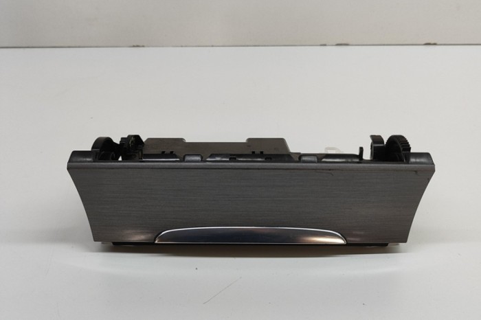 VW PASSAT Variant B7 365 2010 OEM: 3C0863284K SKU: 28524959