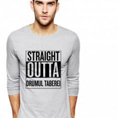 Bluza barbati gri cu text negru - Straight Outta Drumul Taberei - L