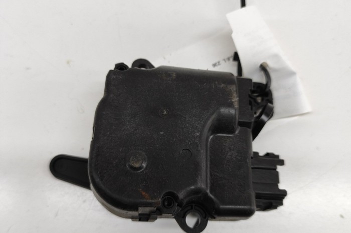Motoras clapetă aeroterma NISSAN TITAN 2005 OEM: VP5ASH-19E616-AA 28998538