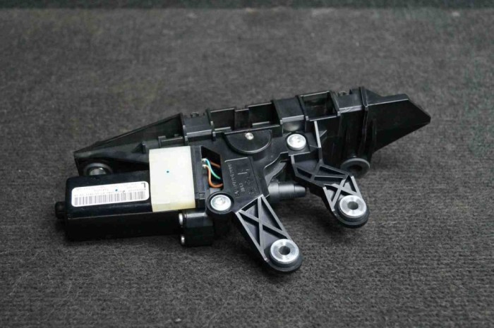 Alt modul de control AUDI A5 Cabrio 8F7 2013 OEM: 8F0857759 1855479