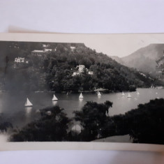 Fotografie dimensiune 6/9 cm cu bărci pe lac în Nainital (India) în 1942