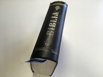 BIBLIA ORTODOXA CHISINAU- EDITIE JUBILIARA LA 200 DE ANI DE LA INTEMEIEREA MITROPOLIEI CHISINAULUI SI HOTINULUI foto