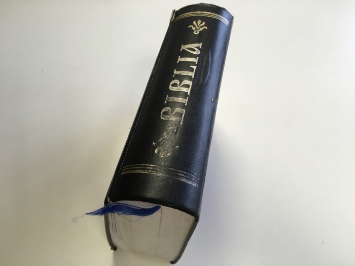BIBLIA ORTODOXA CHISINAU- EDITIE JUBILIARA LA 200 DE ANI DE LA INTEMEIEREA MITROPOLIEI CHISINAULUI SI HOTINULUI