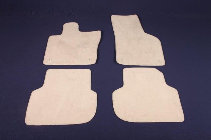 Set covorașe VW JETTA MK6 162, 163 2016 OEM: 5C7863011E 2397159