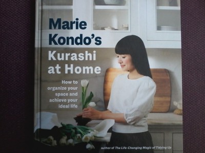 Marie Kondo - Kurashi at home. How to organize your space and achieve your ideal life. foto