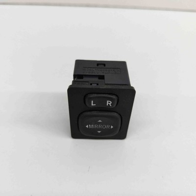 Comutator de reglare oglinda TOYOTA AURIS _E18_ 2013 OEM: 84870-02090-C0,84870-02090 | 28361603 foto