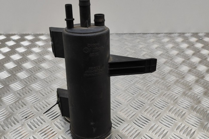 Filtru de vapori de combustibil BMW X4 F26 2017 OEM: 7200075 22307745