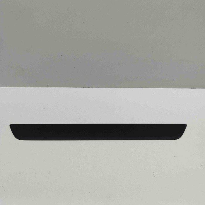 Ornament prag st&acirc;nga față TESLA MODEL Y 2024 OEM: 1494301-00-B