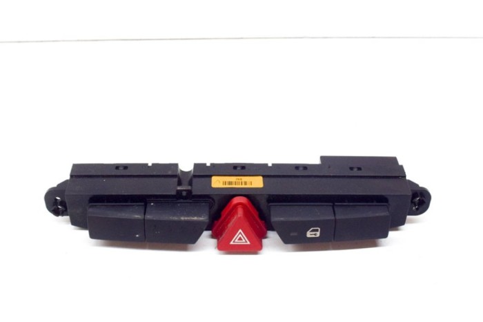 Panou de butoane KIA CEE\&#039;D Hatchback ED 2007 OEM: 93700-1H910,93700-1H900 | 13931862