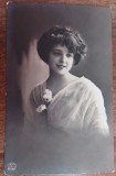 QW18 17 - Fotografie foarte veche - Superba domnisoara - 1919, Alb-Negru, Romania 1900 - 1950, Portrete