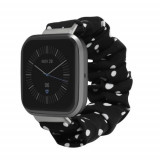 Curea kwmobile pentru Fitbit Versa 4/Sense 2/Versa 3 , Textil, Negru/Alb, 60481.01