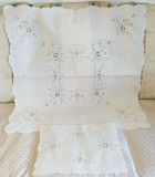 Set Fata de masa + Mileu, Vintage din bumbac cu broderie florala- BEJ