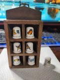 Mini dulapior vintage cu degetare de portelan