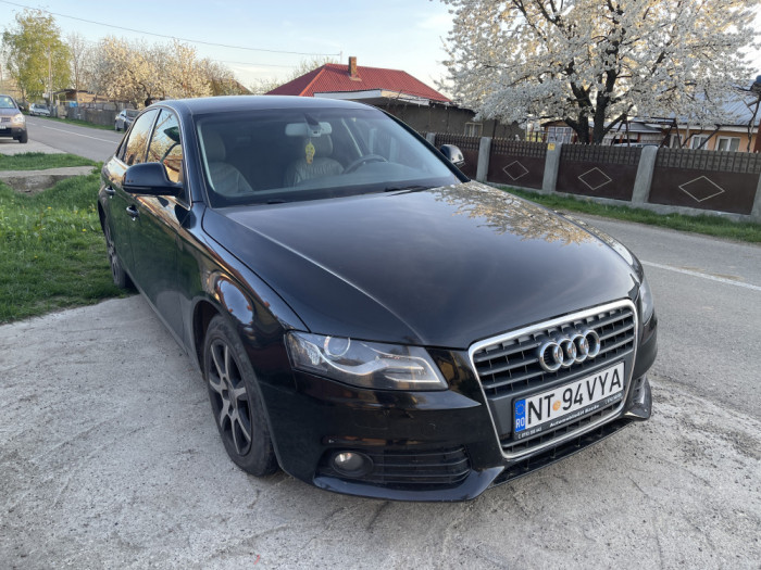 V&acirc;nd audiA4 1.8 b8