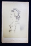 PORTRET DE FEMEIE - MADAME ROYALE , FOTOGRAFIE LIPITA PE CARTON , CCA. 1900