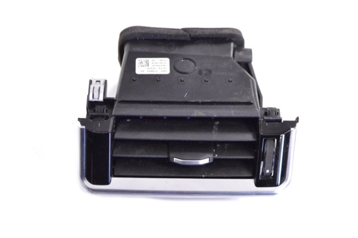 Gura de ventilație planșa de bord LAND ROVER RANGE ROVER VELAR L560 2019 OEM: J8A2-018B09-A | 14442638