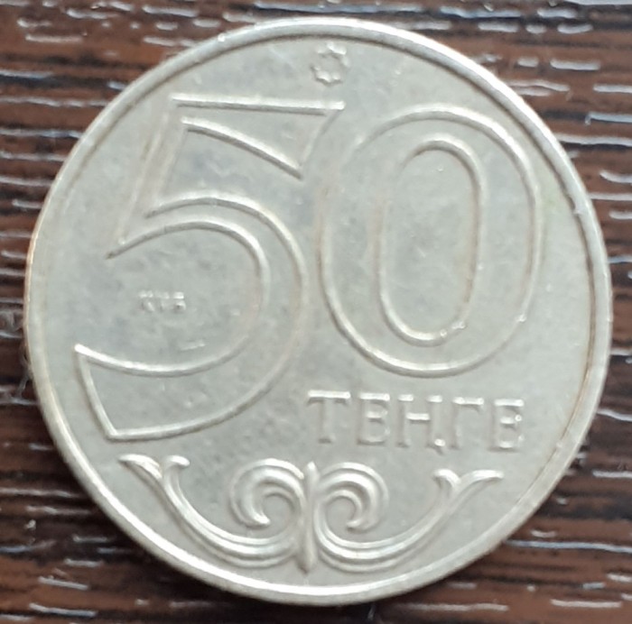 (M1852) MONEDA KAZAHSTAN - 50 TENGE 2000