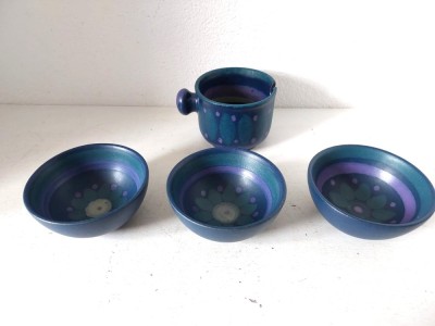 Set 4 piese ceramice - 3 boluri mici si o zaharnita cu loc de lingurita, eticheta: LK Kunsthaus Krichel M&amp;ouml;nchengladbach foto
