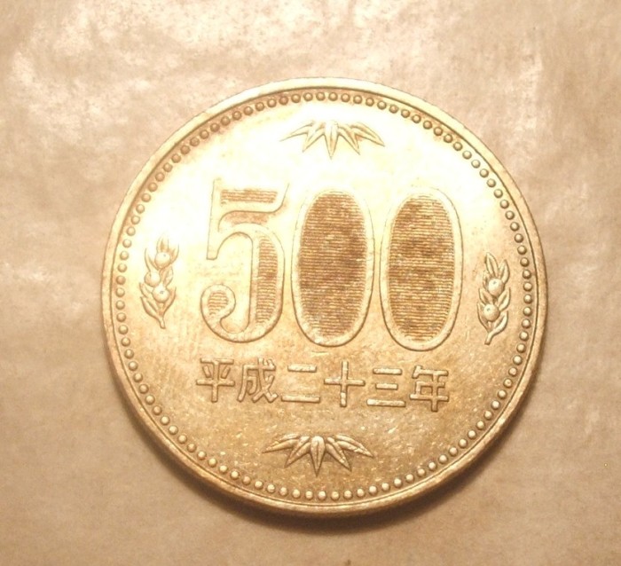 JAPONIA 500 YEN 2000 SI CEVA