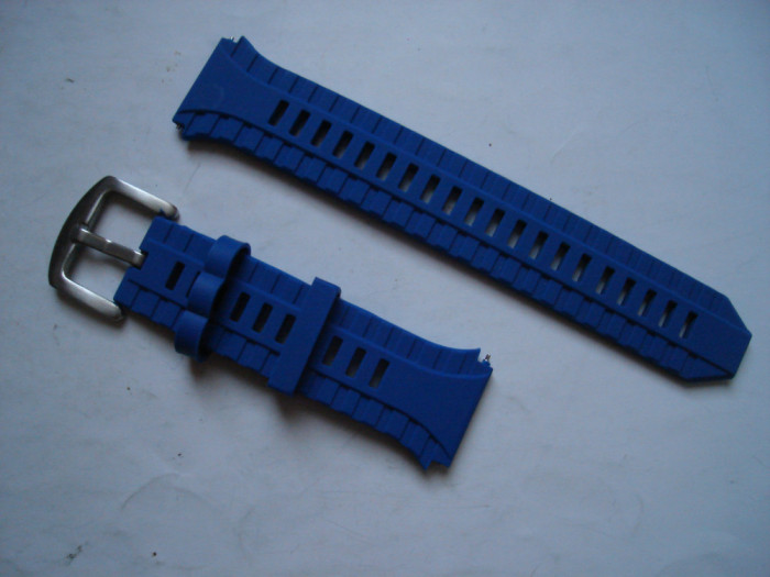 Curea ceas silicon albastra, pentru 21 mm, cu telescoape cu buton, impecabila