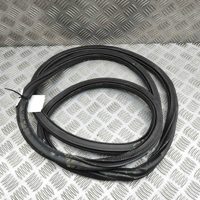 Garnitura ușă st&amp;acirc;nga față VW T-ROC A11 2022 OEM: 2GA867911B foto