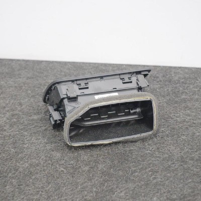 Gura de ventilație planșa de bord VW CC 358 2013 OEM: 3AB819702A 2755815 foto