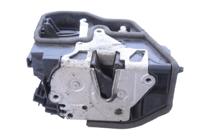 &Icirc;ncuietoare ușă st&acirc;nga față BMW 5 F10 2012 OEM: 7202146 25771723
