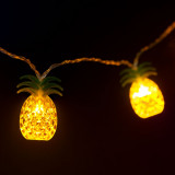 Sir de lumini LED &ndash; ananas &ndash; 1,65 m &ndash; 10 LED-uri &ndash; alb cald &ndash; 2 x AA