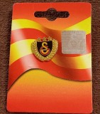 Insigna fotbal - GALATASARAY (Turcia) - produs oficial