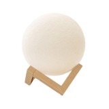 Lampa de veghe luna 3D Moon Light, lumina multicolora LED, 7 culori, schimbare culoare prin atingere, alimentare baterii, fara acumulator, stand din p