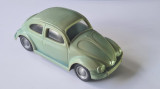 Masinuta veche de colectie Volkswagen Kafer Beetle, motor frictiune, jucarie de tabla &amp; plastic E Flim Lemez | Foreign, sc 1:30, Ungaria anii &#039;63-&#039;64