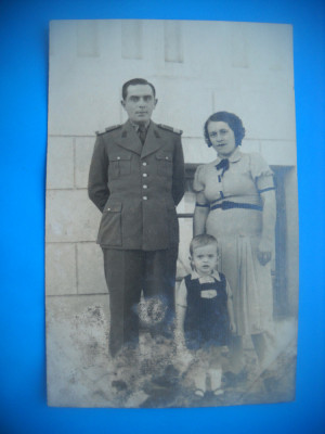HOPCT 435 KX MILITAR CU FAMILIA -1939 RAMNICU VALCEA-FOTOGRAFIE VECHE TIP CP foto