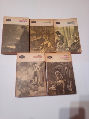 MIZERABILII ~ VICTOR HUGO ( 5 vol. ) foto