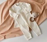 Set bluzita cu maneca lunga si pantaloni lungi din bumbac organic si 5% elastan - Ecru, BabyCosy (Marime: 9-12 luni)