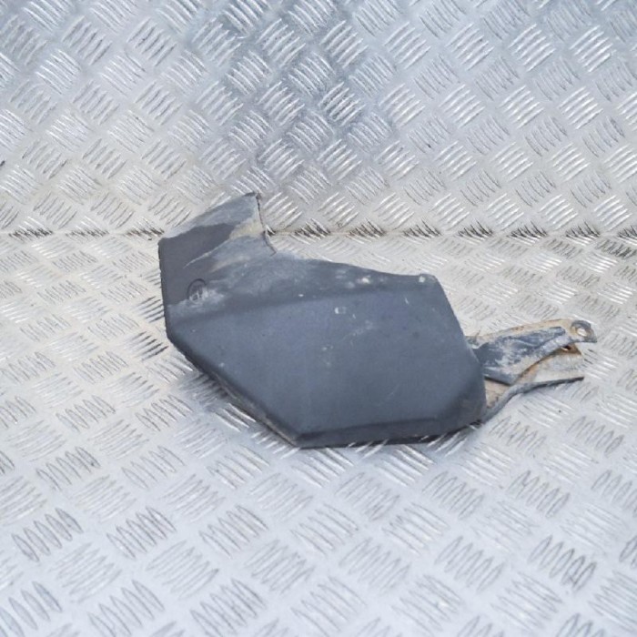 Aparatoare noroi dreapta spate LAND ROVER DISCOVERY IV L319 2013 OEM: AM9H22-286A12-AB 10385653