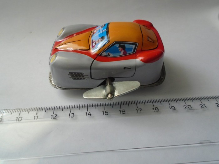 bnk jc Tin Treasures Random Racer - masinuta cu mecanism - functionala