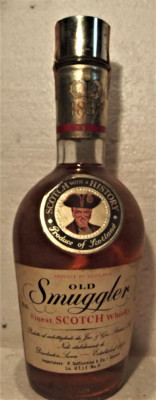 whisky OLD SMUGGLER, IMPORT SOFFIANTINO ITALY, CL. 75 gr 43 ANII 1960 foto