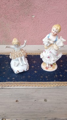 2/Bibelouri deosebite /Rochii dantelate . foto